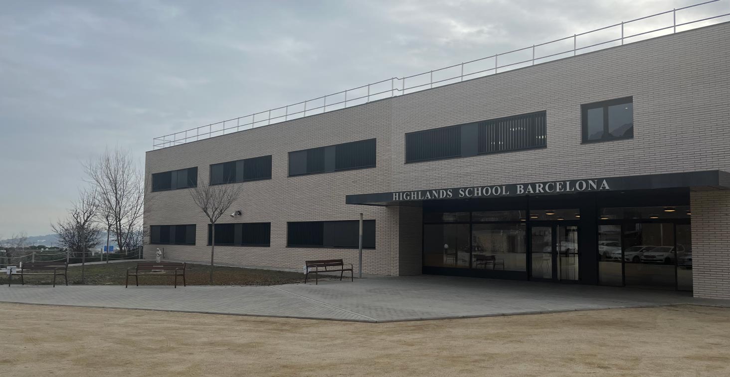 Highlands-Barcelona-Trobar-Escola-1