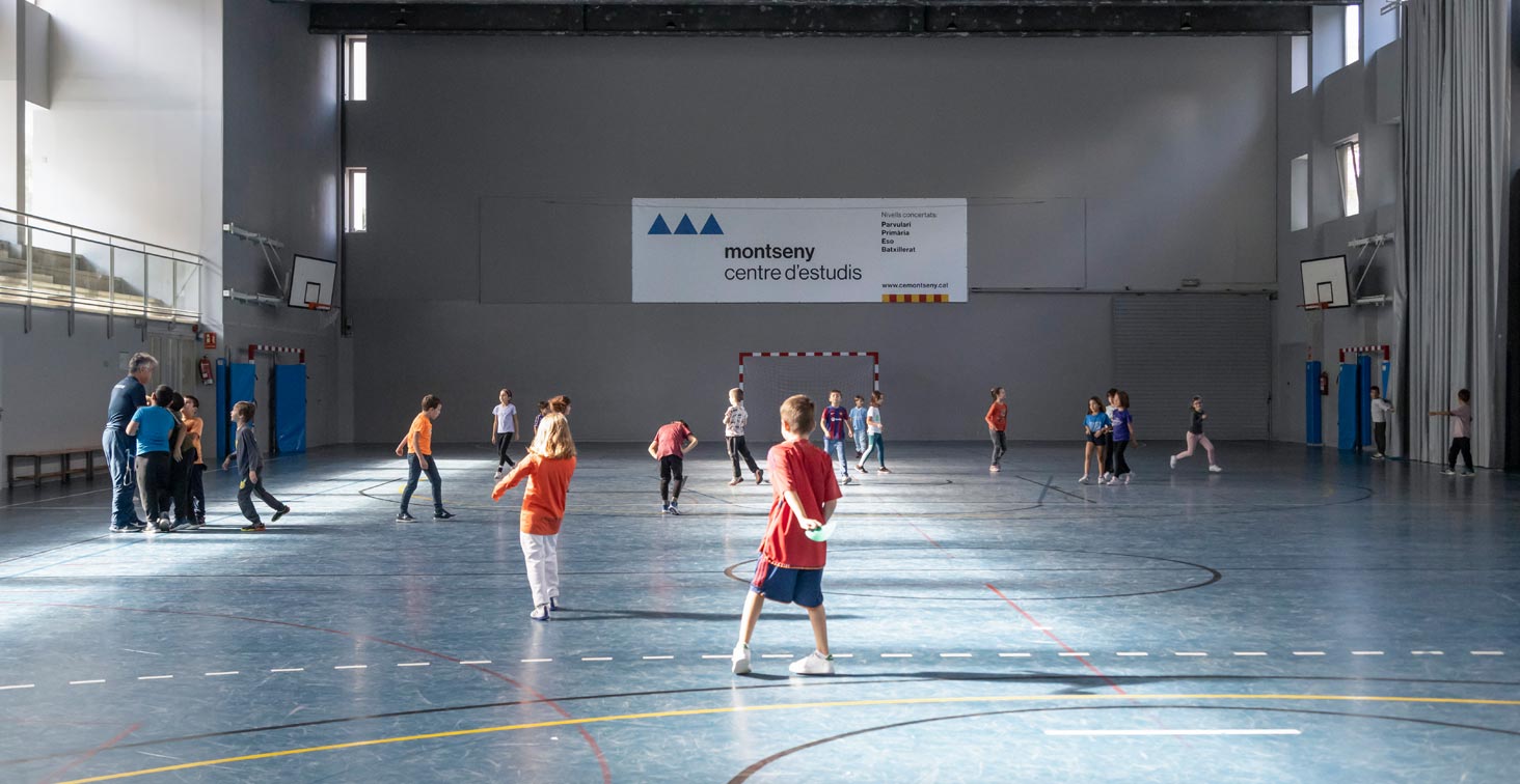CE-Montseny-Trobar-Escola-pavelló-6