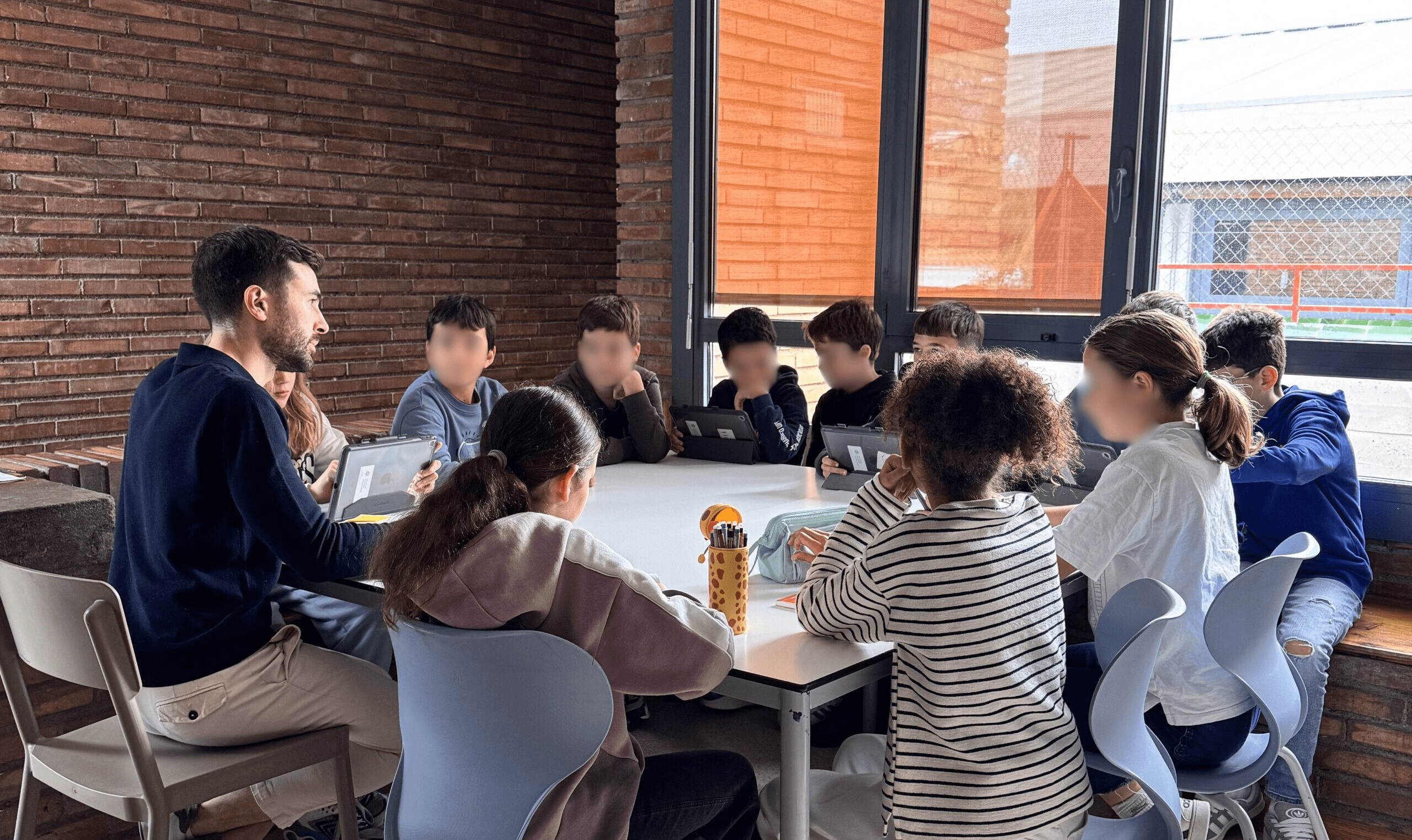 Vida Social Escola Garbí Pere Vergés Badalona