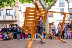 Educar el caràcter en infants el repte de créixer en l’era de la immediatesa (1) activitats familiars a Catalunya a l’abril